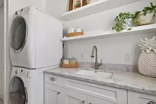 2560 Estates Dr, North Palm Beach, FL 33410 - Photo 25