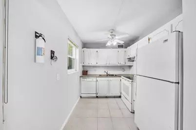 49 Hastings #D, West Palm Beach, FL 33417 - Photo 9