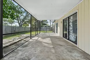 184 Greentree Cir, Jupiter, FL 33458 - Photo 19