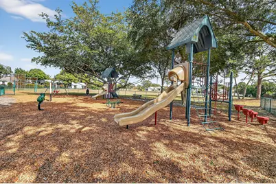 184 Greentree Circle, Jupiter, FL 33458 - Photo 29