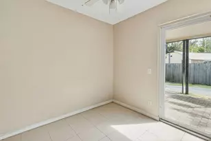184 Greentree Cir, Jupiter, FL 33458 - Photo 17