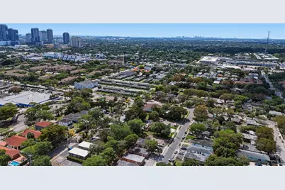 438 NW 13th Avenue, Fort Lauderdale, FL 33311 - Photo 9