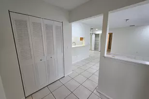 4041 NW Cinnamon Tree Cir, Jensen Beach, FL 34957 - Photo 3