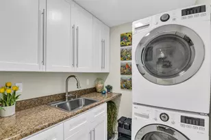 1616 SE 4th St, Deerfield Beach, FL 33441 - Photo 27