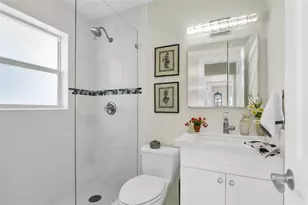 1616 SE 4th St, Deerfield Beach, FL 33441 - Photo 33