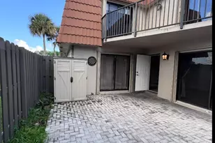 1532 W Harmony Lake Cir, Davie, FL 33324 - Photo 11