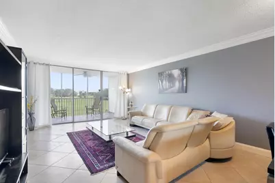3001 S Palm Aire Drive #206, Pompano Beach, FL 33069 - Photo 9
