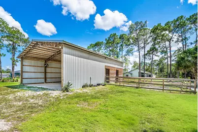 16105 Temple Boulevard, The Acreage, FL 33470 - Photo 23
