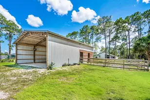 16105 Temple Blvd, The Acreage, FL 33470 - Photo 23