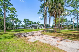 16105 Temple Blvd, The Acreage, FL 33470 - Photo 9