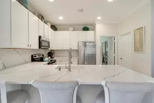 10118 SW Canossa Way, Port Saint Lucie, FL 34986 - Photo 11