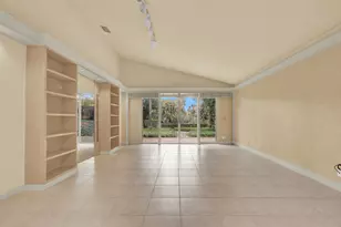 12751 Touchstone Pl, Palm Beach Gardens, FL 33418 - Photo 9