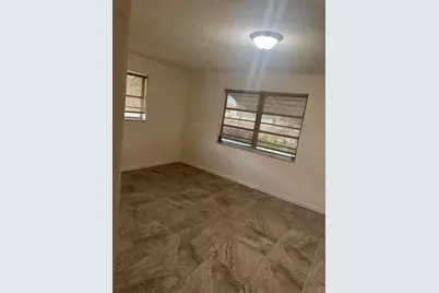 100 NW 27th Street, Pompano Beach, FL 33064 - Photo 17