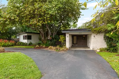 2829 NE 17th Avenue, Wilton Manors, FL 33334 - Photo 3