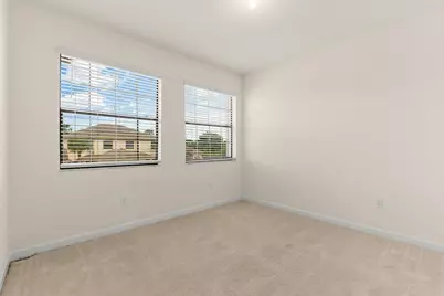 10156 W Villa Circle, Vero Beach, FL 32966 - Photo 37