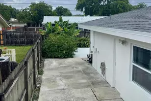 131 Orchard Ridge Ln, Boca Raton, FL 33431 - Photo 19