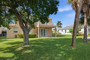 2462 Westmont Pl, Royal Palm Beach, FL 33411 - Photo 31