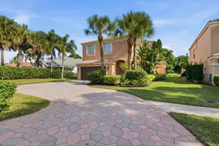 2462 Westmont Pl, Royal Palm Beach, FL 33411 - Photo 31
