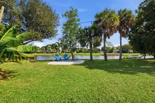 2462 Westmont Pl, Royal Palm Beach, FL 33411 - Photo 31