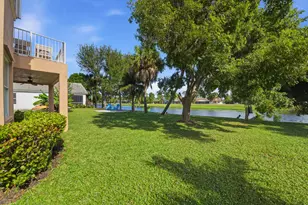2462 Westmont Pl, Royal Palm Beach, FL 33411 - Photo 29