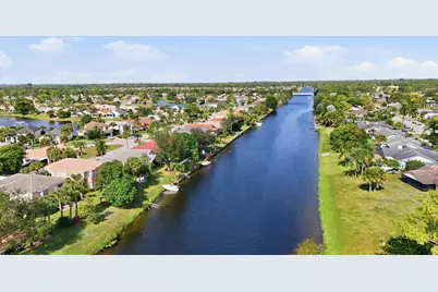 2462 Westmont Place, Royal Palm Beach, FL 33411 - Photo 51