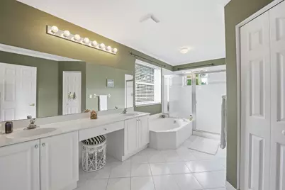2462 Westmont Place, Royal Palm Beach, FL 33411 - Photo 19