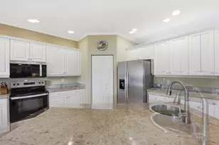 2462 Westmont Pl, Royal Palm Beach, FL 33411 - Photo 13