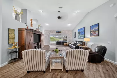 542 SW Sanctuary Drive, Port Saint Lucie, FL 34986 - Photo 13