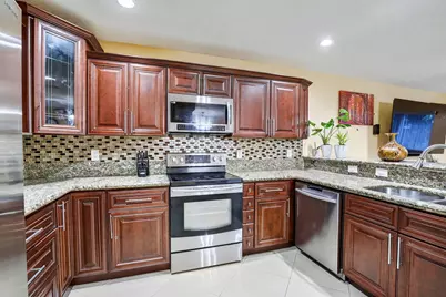 5449 NW 95th Avenue, Sunrise, FL 33351 - Photo 9