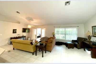 1094 Raintree Lane, Wellington, FL 33414 - Photo 17