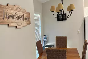 1094 Raintree Ln, Wellington, FL 33414 - Photo 9