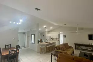 1094 Raintree Ln, Wellington, FL 33414 - Photo 13