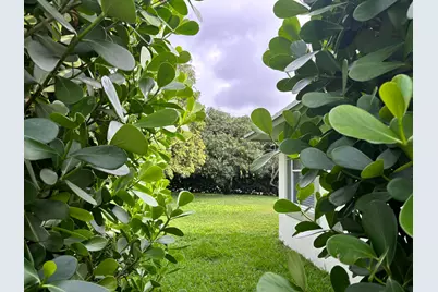 1094 Raintree Lane, Wellington, FL 33414 - Photo 3