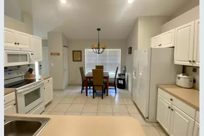 1094 Raintree Lane, Wellington, FL 33414 - Photo 7