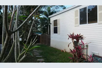 11942 Coral Place, Boca Raton, FL 33428 - Photo 5