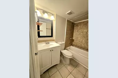 3680 N 56th Avenue #812, Hollywood, FL 33021 - Photo 7