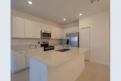 206 SE Woodbark Street #206, Port Saint Lucie, FL 34984 - Photo 3