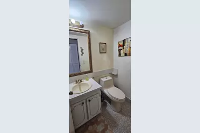 198 E Preston Way #198, Boca Raton, FL 33434 - Photo 11