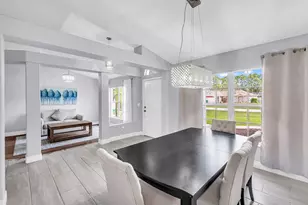 5905 NW Hann Dr, Port Saint Lucie, FL 34986 - Photo 9