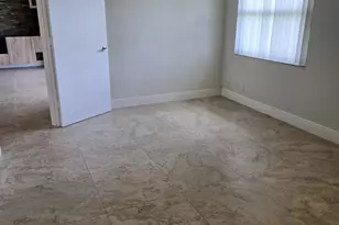 706 Freedom Ct, Deerfield Beach, FL 33442 - Photo 25