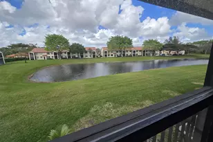 706 Freedom Ct, Deerfield Beach, FL 33442 - Photo 5