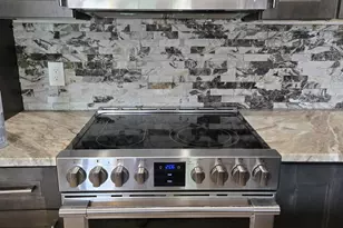 706 Freedom Ct, Deerfield Beach, FL 33442 - Photo 9