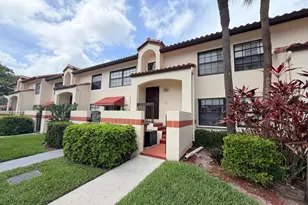 706 Freedom Ct, Deerfield Beach, FL 33442 - Photo 1