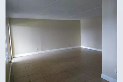 1205 Meadows Circle, Boynton Beach, FL 33436 - Photo 3