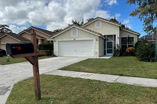 717 Lake Wellington Dr, Wellington, FL 33414 - Photo 15