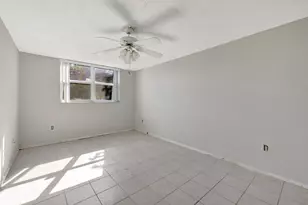 9101 Lime Bay Blvd, Tamarac, FL 33321 - Photo 15