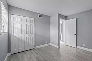 120 Sparrow Dr, Royal Palm Beach, FL 33411 - Photo 9