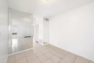 2929 SE Ocean Blvd, Stuart, FL 34996 - Photo 9