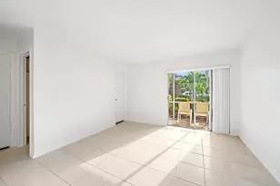 2929 SE Ocean Blvd, Stuart, FL 34996 - Photo 13
