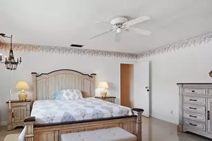 4490 NW 43rd St, Lauderdale Lakes, FL 33319 - Photo 23